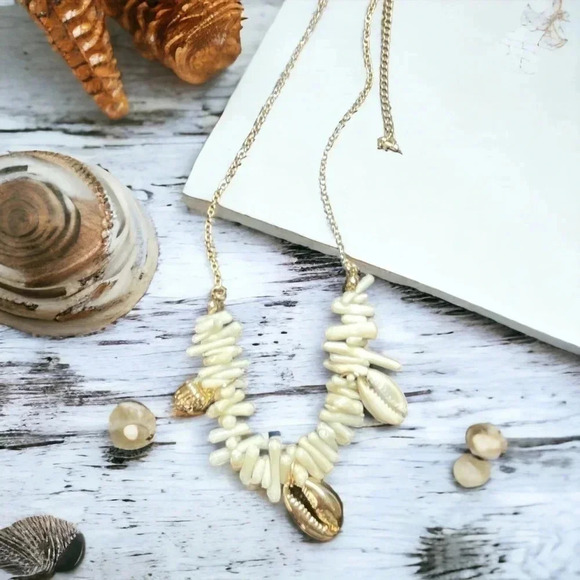 18k DOUBLE Gold Plated Brass Cowrie and Shell Charm Necklace - Picture 2 of 4